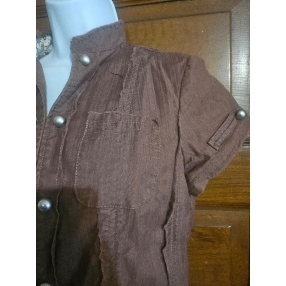 Vanity Ruffled Structured Button Down Shirt - Picture 7 of 10